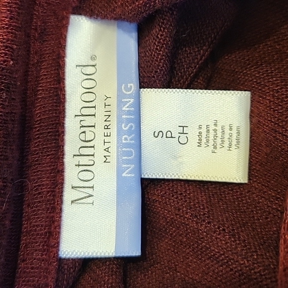 MOTHERHOOD Red Nursing Top. Long Sleeved, Ties In The Back. Size Small. - Picture 5 of 6